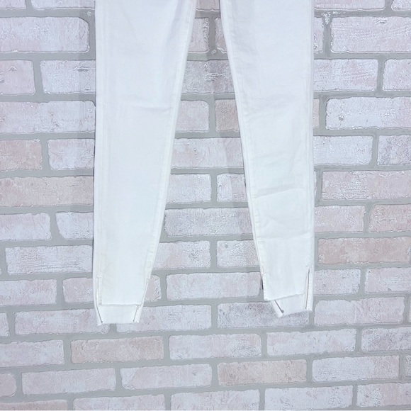 Frame Denim Le Skinny de Jeanne Raw Stagger Hem Jeans in Blanc Size 24 - Picture 6 of 12